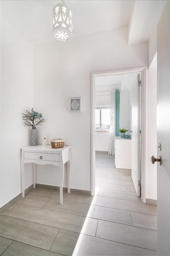 Apartamento Cor Do Mar - Sunny, Clean And Spacious Apartment With Sea View, In Alvor - Very Close Walking Distance To The Beach And Alvor Village Exterior photo