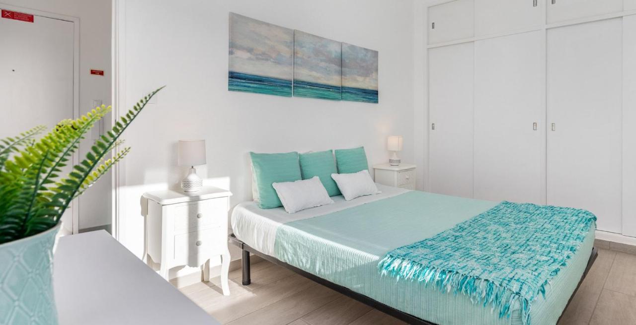 Apartamento Cor Do Mar - Sunny, Clean And Spacious Apartment With Sea View, In Alvor - Very Close Walking Distance To The Beach And Alvor Village Exterior photo