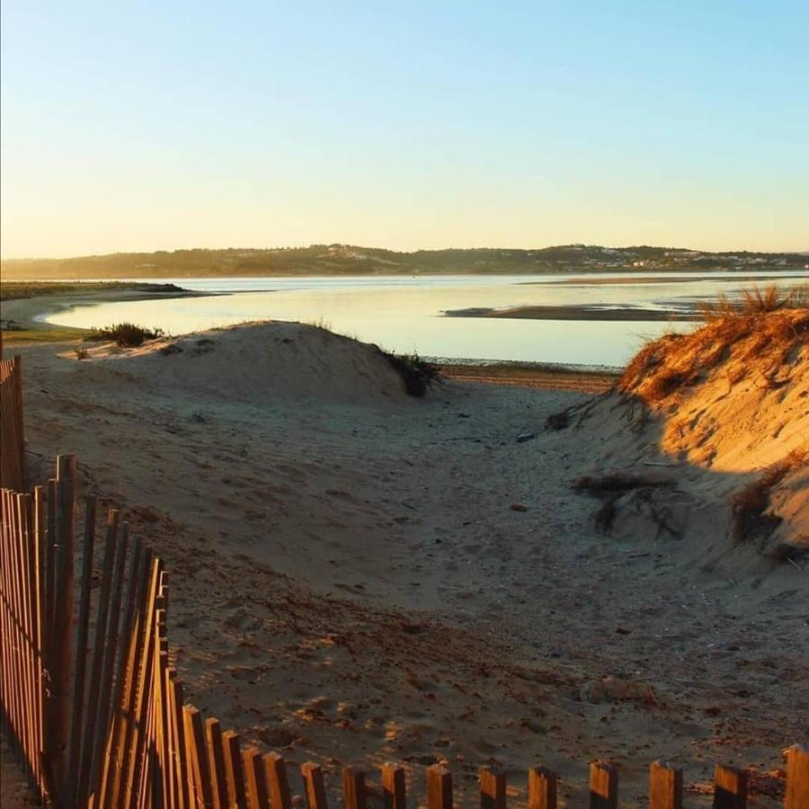 Apartamento Cor Do Mar - Sunny, Clean And Spacious Apartment With Sea View, In Alvor - Very Close Walking Distance To The Beach And Alvor Village Exterior photo